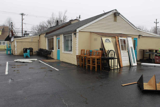 Sandy restaurant story