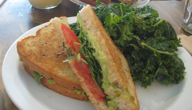 grilled avocado sandwich